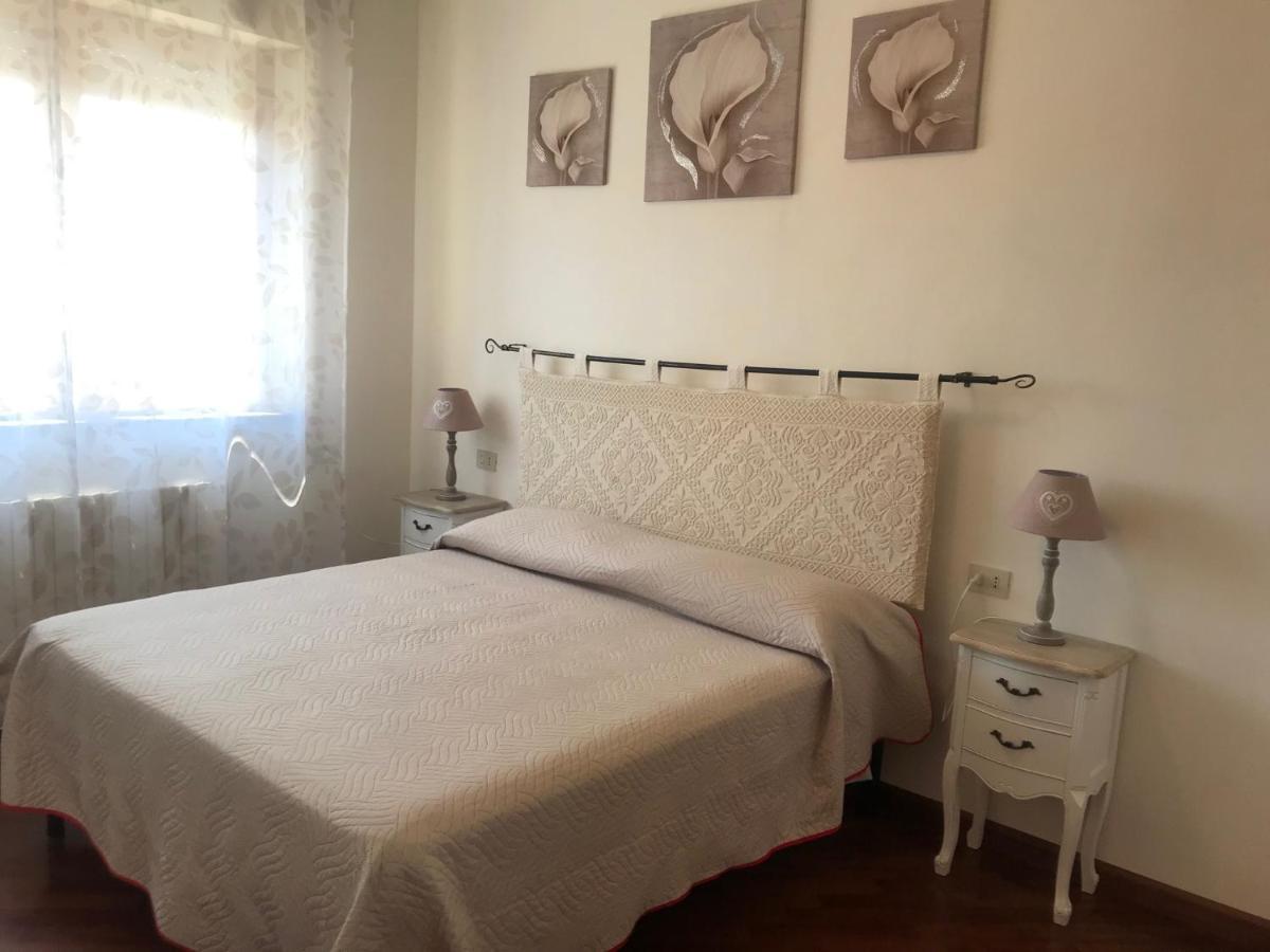 Domo Nora Hotel Олбия Екстериор снимка
